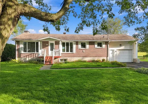 Bungalow à vendre - 1312 Ch. Gagné, Granby, J2J0K1