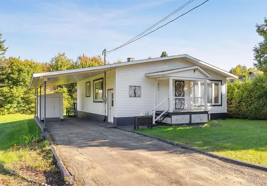 Maison à vendre - 421 Ch. de Ste-Flore, Shawinigan, G9T 5K5