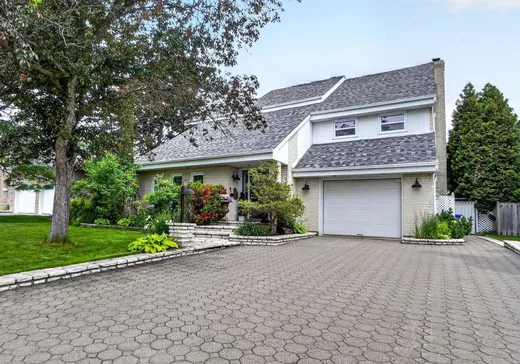 Maison à étages à vendre - 688 Rue De Roberval, Boucherville, J4B7S6