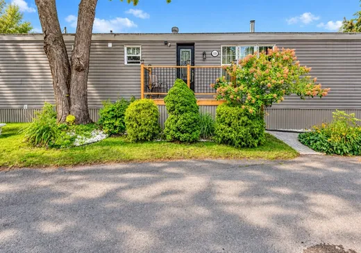 Maison mobile à vendre - 3950 Boul. Sir-Wilfrid-Laurier, App. 539, St-Hubert, J3Y5Y9