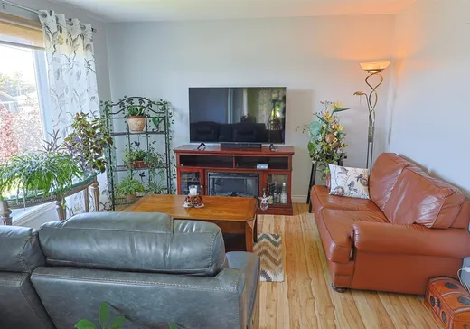House for sale - 804 Av. St-Louis, Plessisville, G6L 2M1