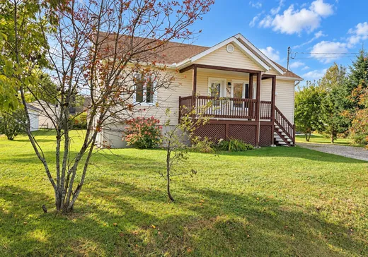 Maison à étages à vendre - 500 Rue Alarie, Labelle, J0T1H0