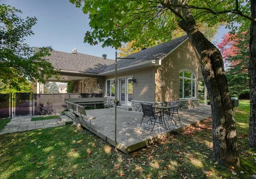 Maison à vendre - 550 Rue Gosselin, Magog, J1X 4R6