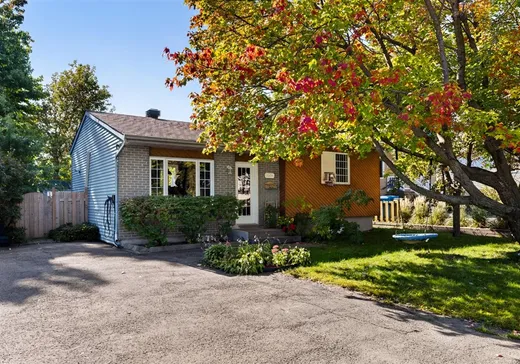 Bungalow à vendre - 300A 8e Avenue, Deux-Montagnes, J7R3K5
