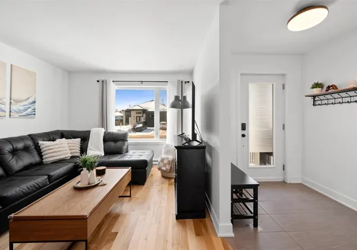 Maison à vendre - 12 Rue de la Tourterelle, Lachute, J8G 0H9