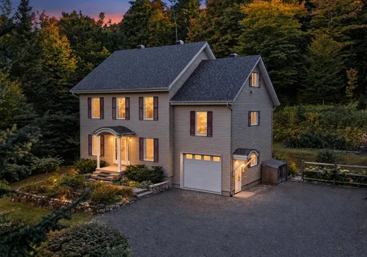 Maison à vendre - 89 Ch. des Rubis, Saint-Sauveur, J0R 1R2