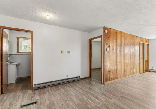 Maison à vendre - 9079 Route 204, Frontenac, G6B 2S1