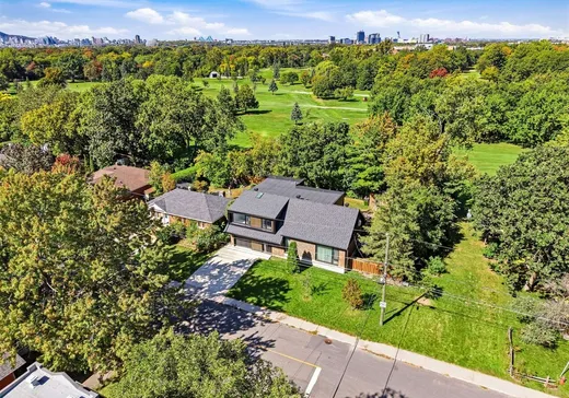 Maison à vendre - 894 Av. Oak, Saint-Lambert, J4P 1Z7