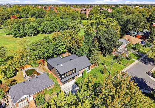 Maison à vendre - 894 Av. Oak, Saint-Lambert, J4P 1Z7