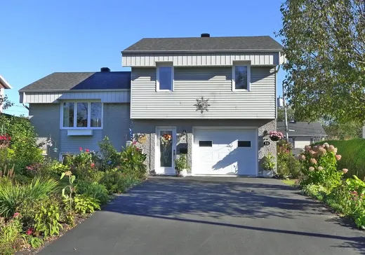 Split-level for sale - 11 Rue Gravel, Victoriaville, G6P7A2