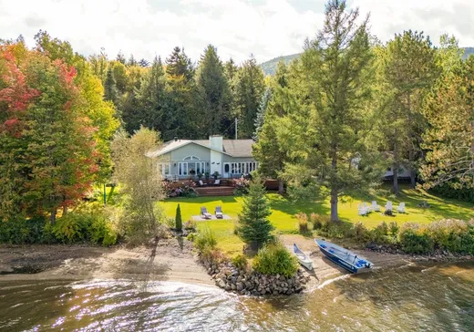 Bungalow à vendre - 611 Ch. Maurais, Coaticook, J1A2S4