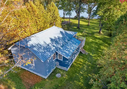 Maison à vendre - 154 Rue du Bord-de-l'Eau, St-Joseph-De-Coleraine, G0N 1B0