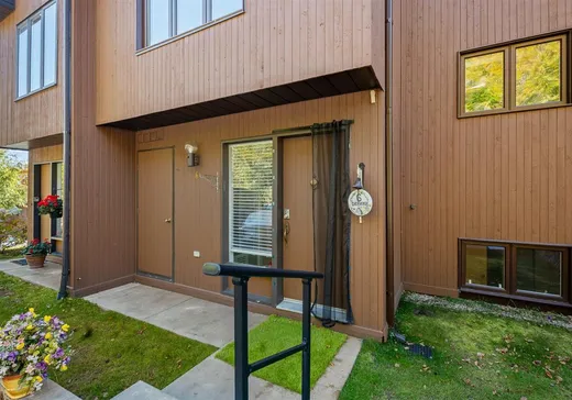 House for sale - 23 Rue Félix-Leclerc, App. 6, Sainte-Agathe-des-Monts, J8C 2Z7