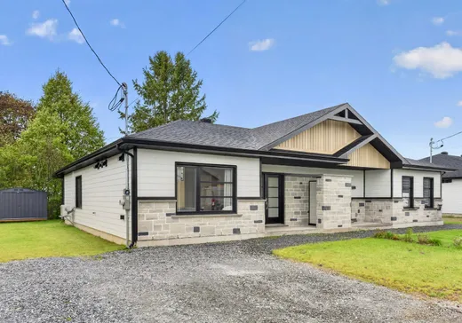 Maison à vendre - 915 Rue des Semences, St-Lambert-De-Lauzon, G0S 2S0