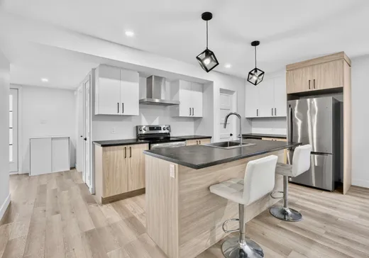 Maison à vendre - 915 Rue des Semences, St-Lambert-De-Lauzon, G0S 2S0