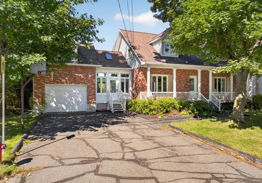 Two or more stories for sale - 965 Rue Joseph-Lussier, Drummondville, J2C5N8