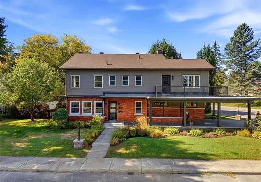Two or more stories for sale - 21 Rue Rogers'lane, Drummondville, J2C1H9