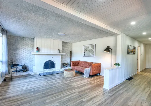 Maison à vendre - 6094 Boul. Labelle, Val Morin, J0T 2R0