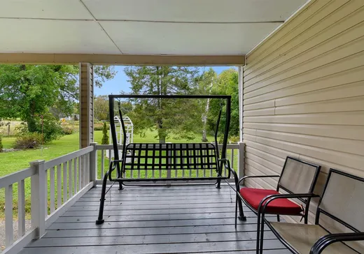 House for sale - 278 Ch. de la Rivière-Gatineau N., Maniwaki, J9E 0J8