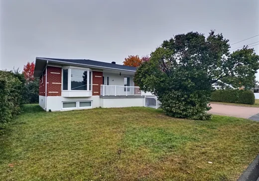House for sale - 4 Rue Verbois, Rivière-du-Loup, G5R 1A6