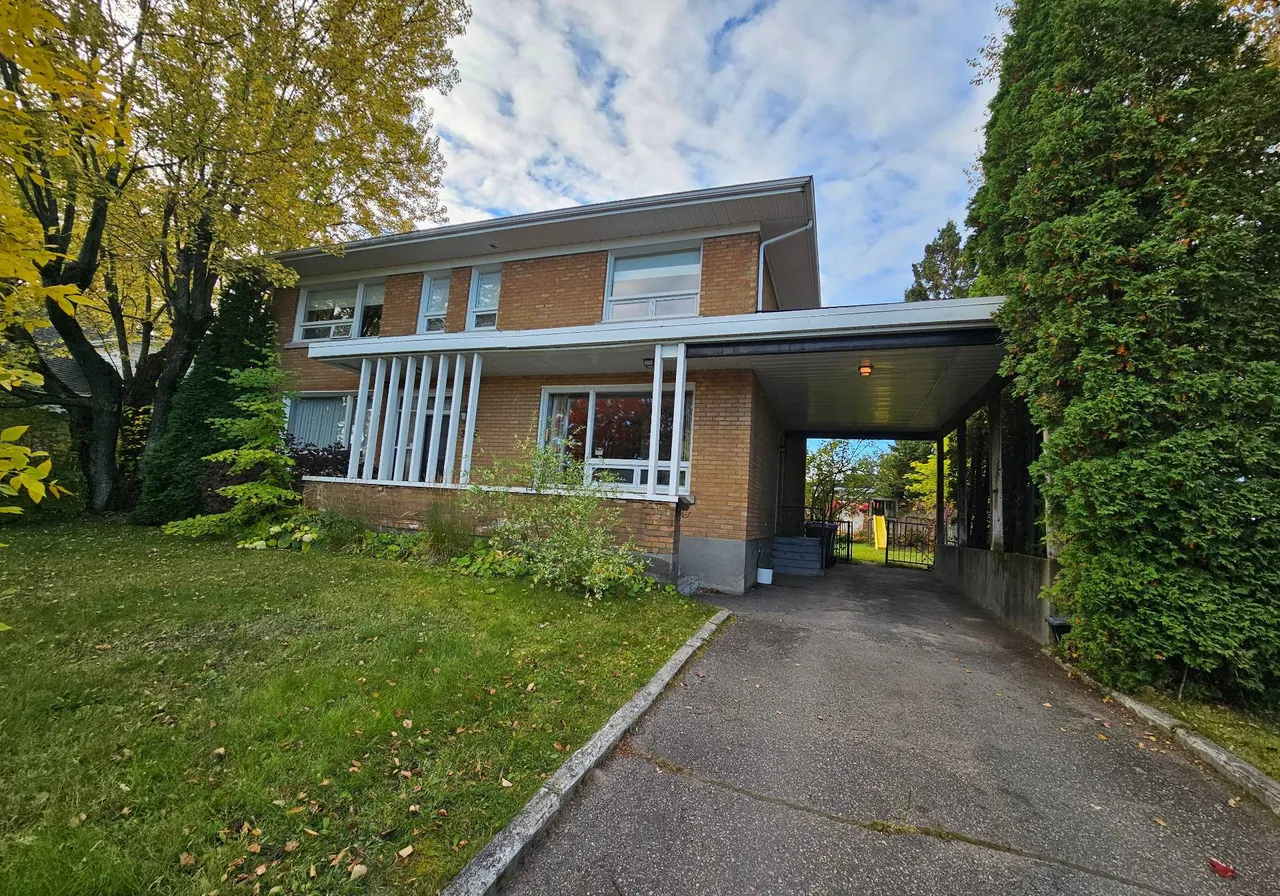 3695 Rue St-Bernard — photo 2