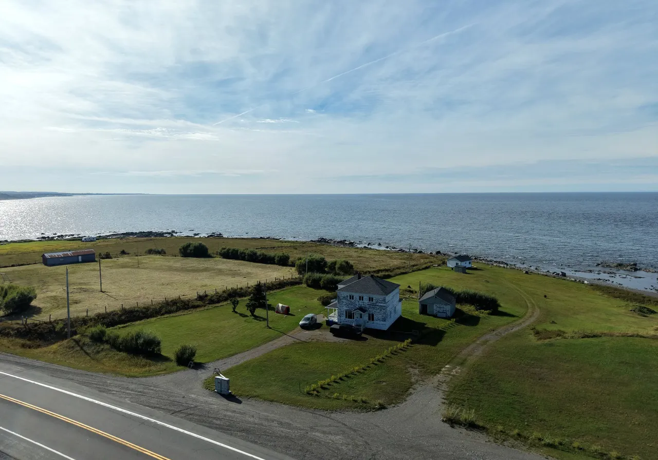 78 Route 132 O. — photo 2