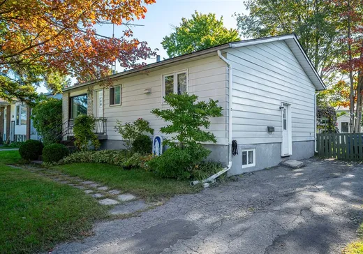 Bungalow à vendre - 44 48e Avenue E., Blainville, J7C1M3