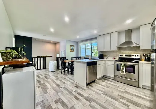 Bungalow à vendre - 85 Av. du Pacifique, Laval (Laval-des-Rapides), H7N3X9