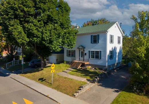 Maison à vendre - 823 Rue Rochette, Ste-Foy, G1V 2S4