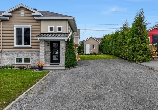 House for sale - 16 Rue des Bruyères, Sainte-Brigitte-de-Laval, G0A 3K0