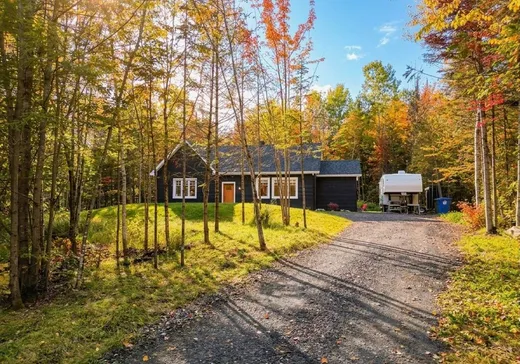 Bungalow for sale - 765 Rue Caroline, Magog, J1X6A7