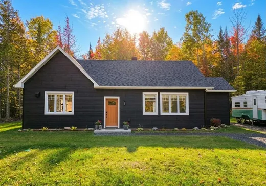 House for sale - 765 Rue Caroline, Magog, J1X 6A7