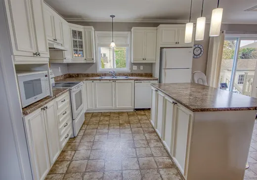 House for sale - 206 Rue Lemire, Victoriaville, G6P 9X2