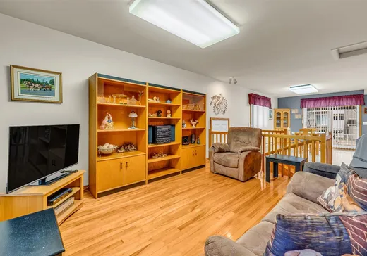 House for sale - 17 Rue Laurier, Saint-Eustache, J7R 2E9