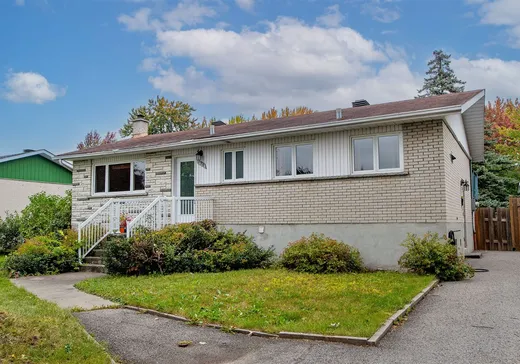 Bungalow à vendre - 275 Rue du Marronnier, Laval (Duvernay), H7A2W3