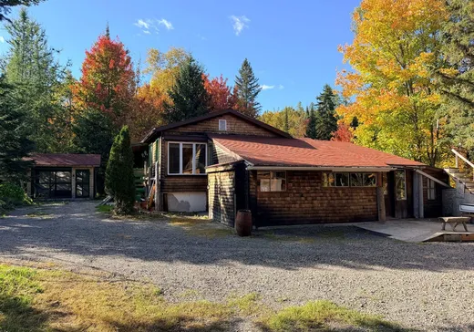 Maison à vendre - 5349 Rue du Beau-Regard, Val Morin, J0T 2R0