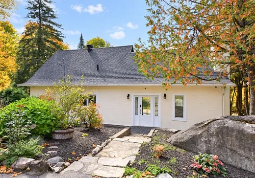Two or more stories for sale - 3755 Rue Rolland, Sainte-Adèle, J8B1E1