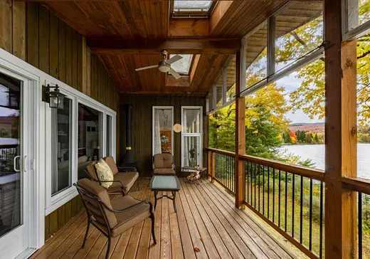Maison à vendre - 7 Ch. du Colibri, Val-des-Lacs, J0T 2P0
