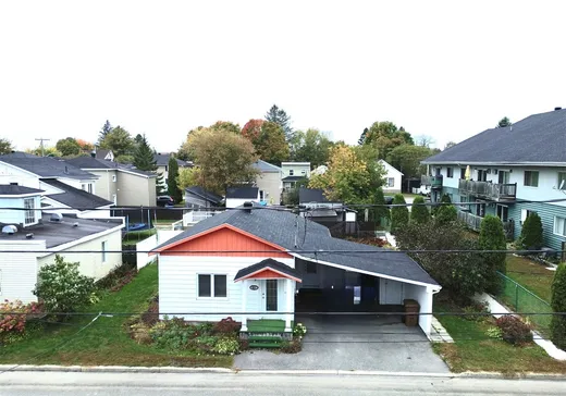 Bungalow for sale - 52 Rue Clyde, Lachute, J8H2K7