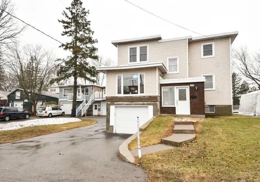 Two or more stories for sale - 70-66 Rue Labrie, Saint-Eustache, J7R2R5