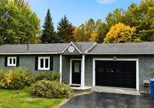 Two or more stories for sale - 3180 Ch. du Ruisseau, Saint-Damien, J0K2E0