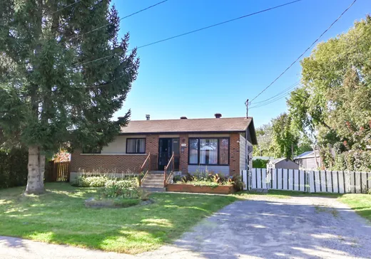 Maison à vendre - 218 Rue du Régent, Deux-Montagnes, J7R 3V1