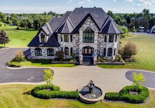 Maison à étages à vendre - 208 Ch. Taché, Gatineau, J8V2N9