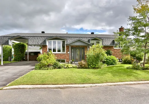 House for sale - 17 Rue Laurier, Vercheres, J0L 2R0