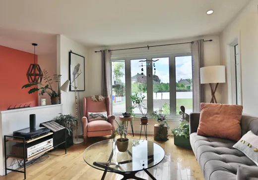House for sale - 17 Rue Laurier, Vercheres, J0L 2R0