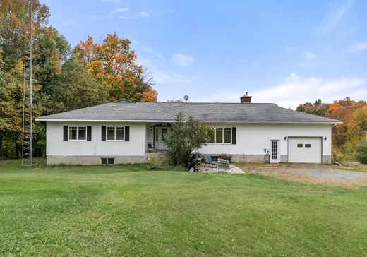 House for sale - 302 Ch. Frank, Kingsbury, J0B 1X0