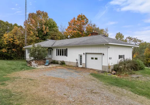House for sale - 302 Ch. Frank, Kingsbury, J0B 1X0