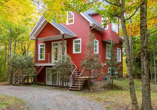 House for sale - 14 Rue de Rennes, Eastman, J0E 1P0