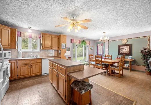 Maison à vendre - 1274 Rue Bisson, Granby, J2J 0N9