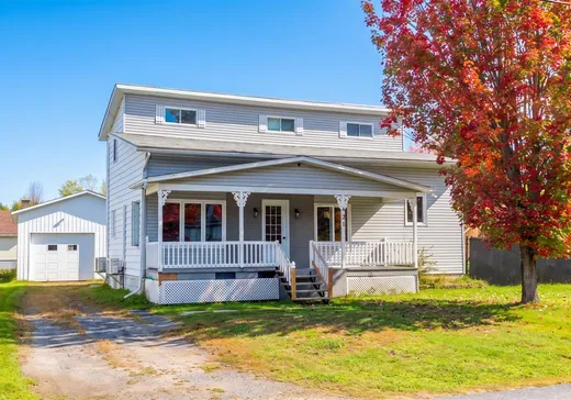 Un étage et demi à vendre - 421 Rue de l'Alouette, Shawinigan, G0X1L0